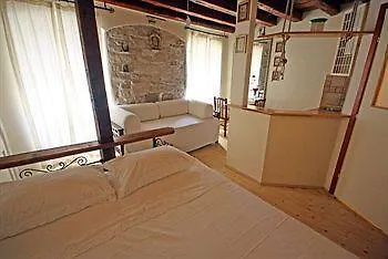 Cecilija Hotel 2*