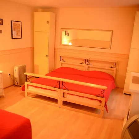 Hotel Cecilija 2*
